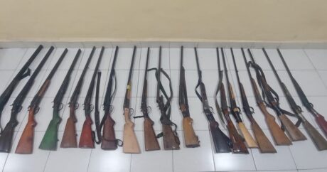 Жители Ширвана передали полиции незаконно хранившееся оружие