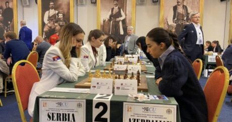 Женская сборная Азербайджана по шахматам победила Сербию