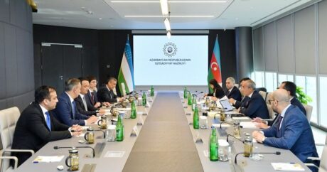 Азербайджан обсудил расширение промышленного партнерства с Узбекистаном