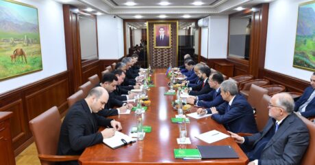 Азербайджан и Туркменистан обсудили совместную разработку месторождения «Достлуг»