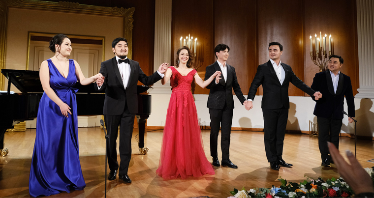 Новые солисты оперной академии ASTANA OPERA дали первый концерт