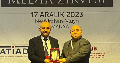 Агиль Алескер удостоен международной награды в области СМИ — ФОТО