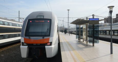 Движение поездов на железной дороге Баку-Пиршаги временно приостановлено