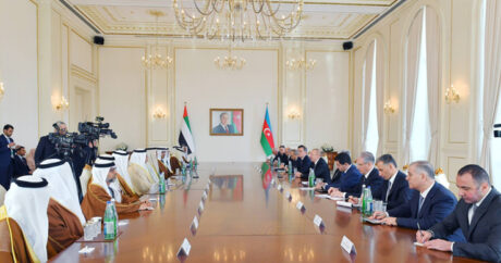 Состоялась встреча президентов Азербайджана и Объединенных Арабских Эмиратов в расширенном составе