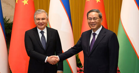 Президент Узбекистана провел ряд встреч в Пекине