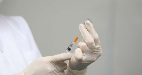 TƏBIB: С начала осени от гриппа вакцинировались более 15 тыс. человек