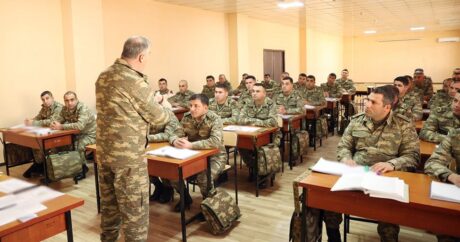 В азербайджанской армии проходит сбор с командным составом