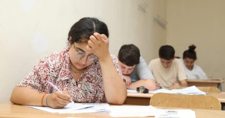 В Азербайджане выросло число поступивших в вузы студентов