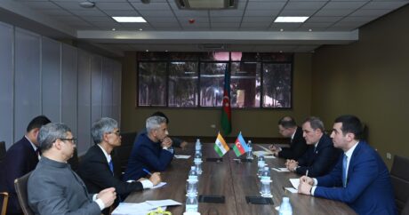 Главы МИД Азербайджана и Индии обсудили региональную ситуацию