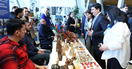 В Азербайджанском национальном музее ковра отметили День молодежи