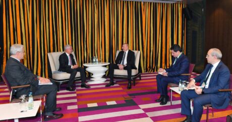 Президент Ильхам Алиев встретился в Мюнхене с генеральным содиректором компании Leonardo