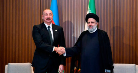 Ибрахим Раиси поздравил Ильхама Алиева с переизбранием на пост президента