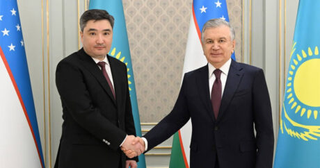 Шавкат Мирзиёев подчеркнул необходимость расширения узбекско-казахстанского многопланового сотрудничества