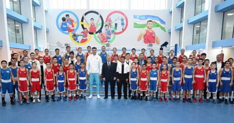 В Ташкенте открылась боксерская школа Баходира Джалолова