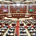 Депутаты парламента Азербайджана обсуждают 21 вопрос