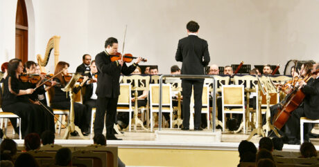 В Баку прошел концерт с участием скрипача Анара Брамо