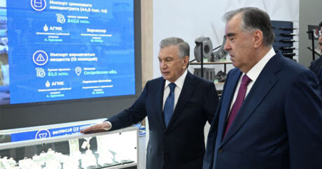 Лидеры Узбекистана и Таджикистана ознакомились с выставкой «Made in Uzbekistan»