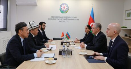 Мухтар Бабаев обсудил COP29 с послом Кыргызстана