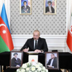 Ильхам Алиев посетил посольство Ирана и выразил соболезнования в связи с гибелью Ибрахима Раиси
