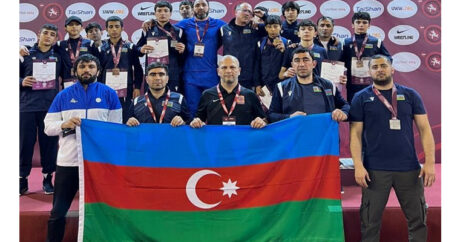 Азербайджанские борцы добились исторического успеха на чемпионате Европы