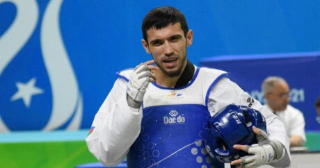 Азербайджанский тхэквондист завоевал бронзу чемпионата Европы