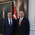 Посол Азербайджана в Турции обсудил с главой МВД развитие сотрудничества