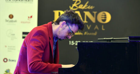Адриaн Брондейс выступил с концертом на Baku Piano Festival