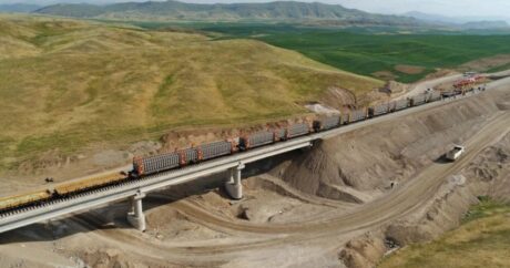 Работы по строительству железной дороги Горадиз-Агбенд завершены на 56%