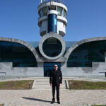 Президент Ильхам Алиев побывал в Ходжалинском аэропорту