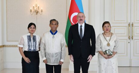 Ильхам Алиев принял верительные грамоты новоназначенного посла Филиппин