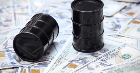 Цена азербайджанской нефти упала до 86 долларов