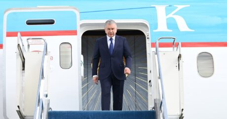 Президент Узбекистана прибыл в Астану
