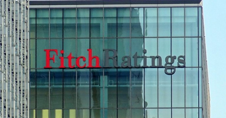 Fitch: Профицит баланса текущих операций Азербайджана по отношению к ВВП снизится