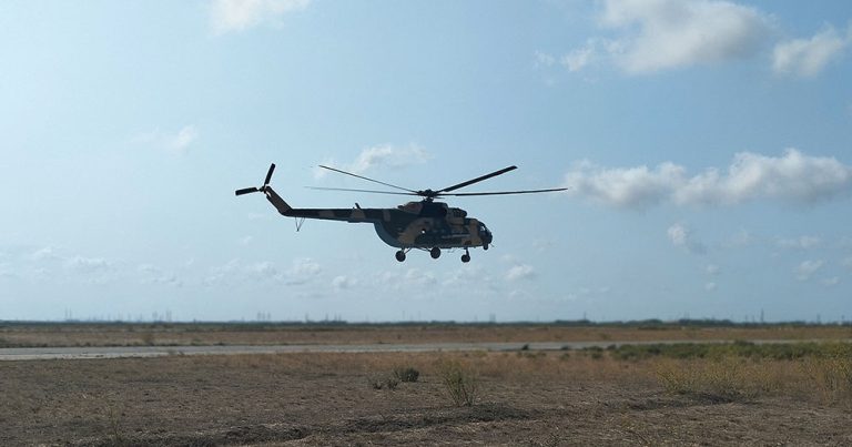 Проведены учебно-тренировочные полеты с вертолетными подразделениями ВВС