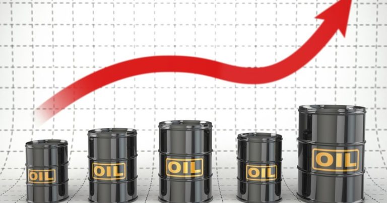 Цена азербайджанской нефти превысила 85 долларов