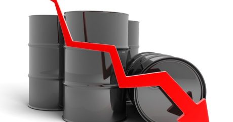 Цена азербайджанской нефти упала ниже 73 долларов