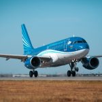 AZAL приостанавливает полеты в ряд городов России