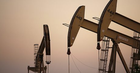 Brent торгуется ниже $78 за баррель